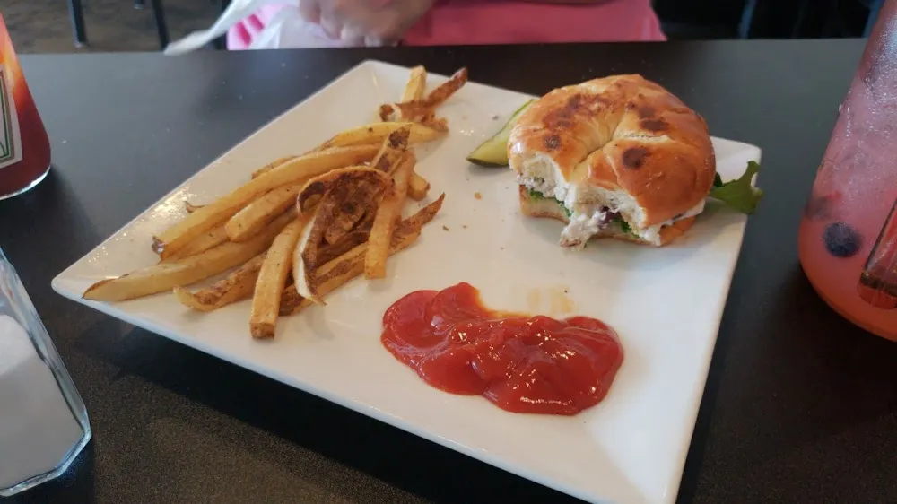 Chicken Salad w Fries