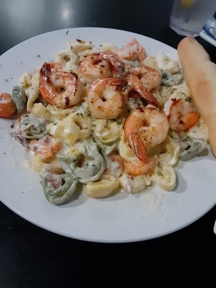 Pasta Carbonara with Shrimp